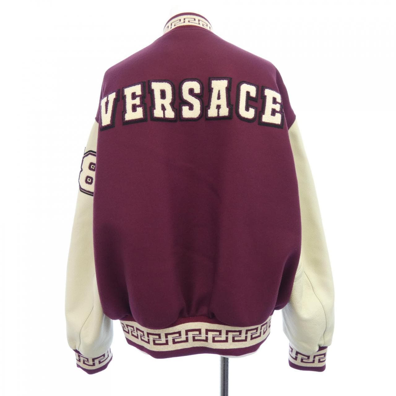 ヴェルサーチェ VERSACE スタジャン