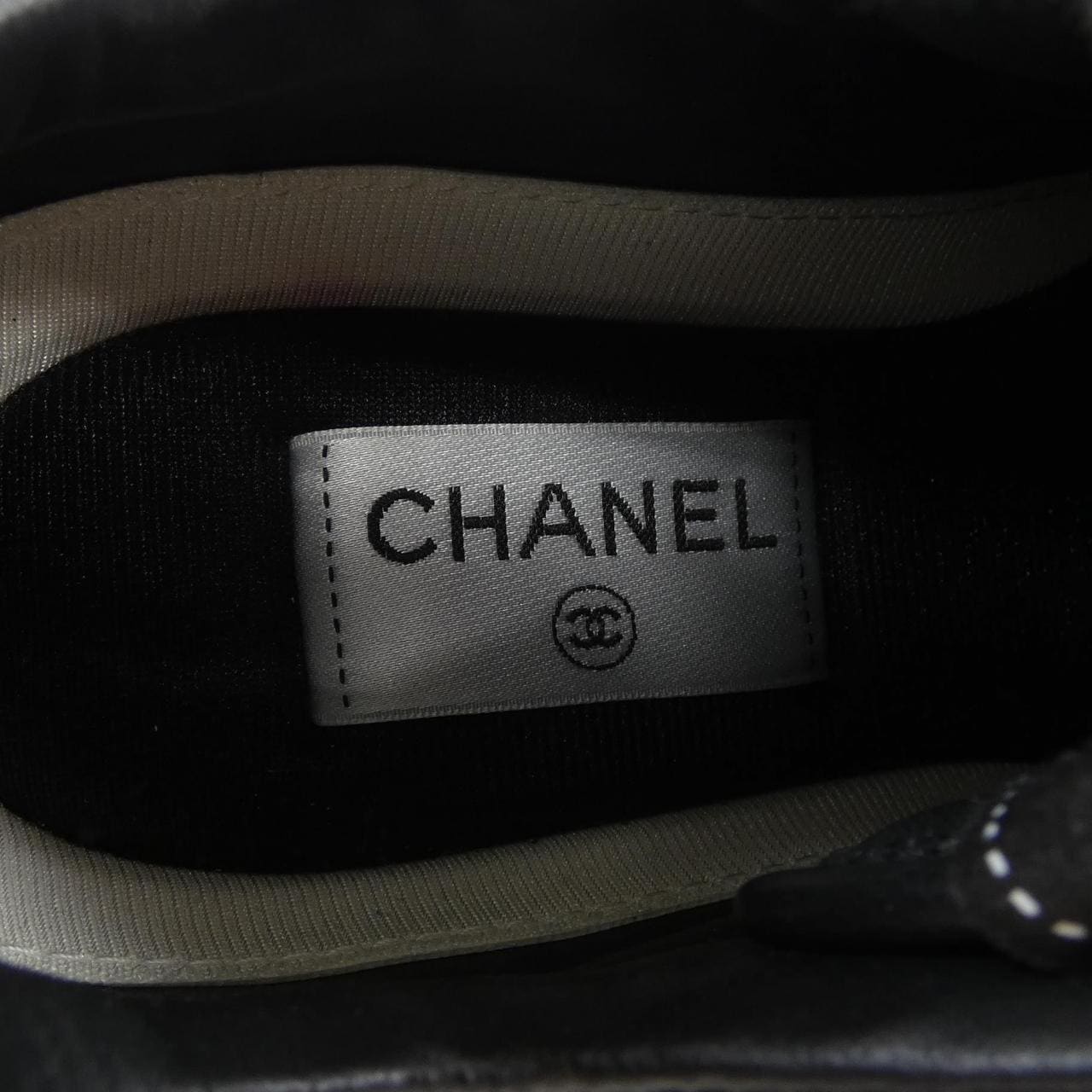 シャネル CHANEL グラフィックロゴ G38290Y55488 スニーカー
