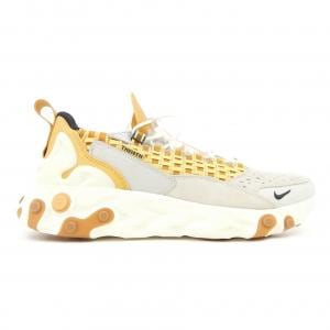 ナイキ NIKE AT5301-003 スニーカー