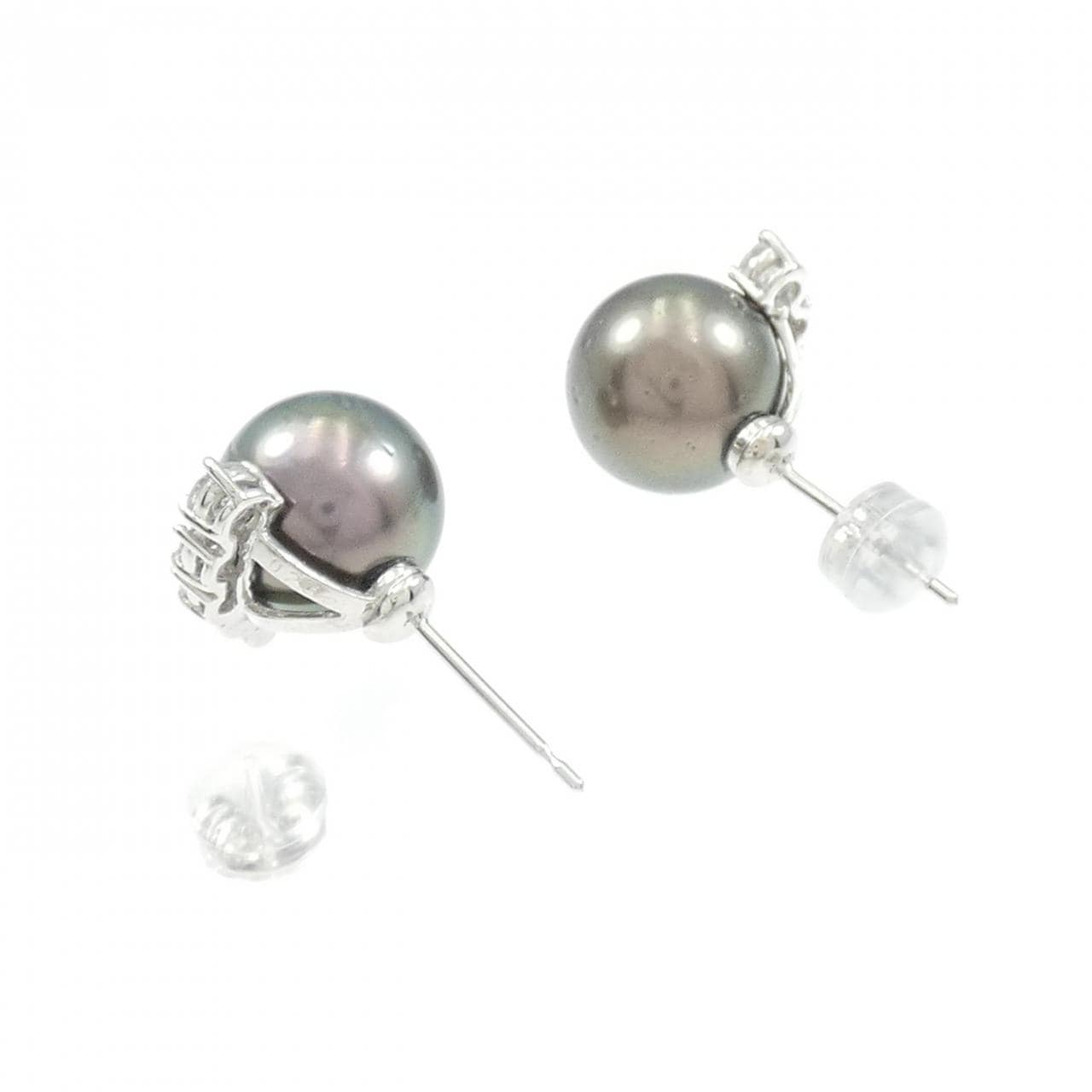 K18WG Black Pearl Earrings 10.5mm
