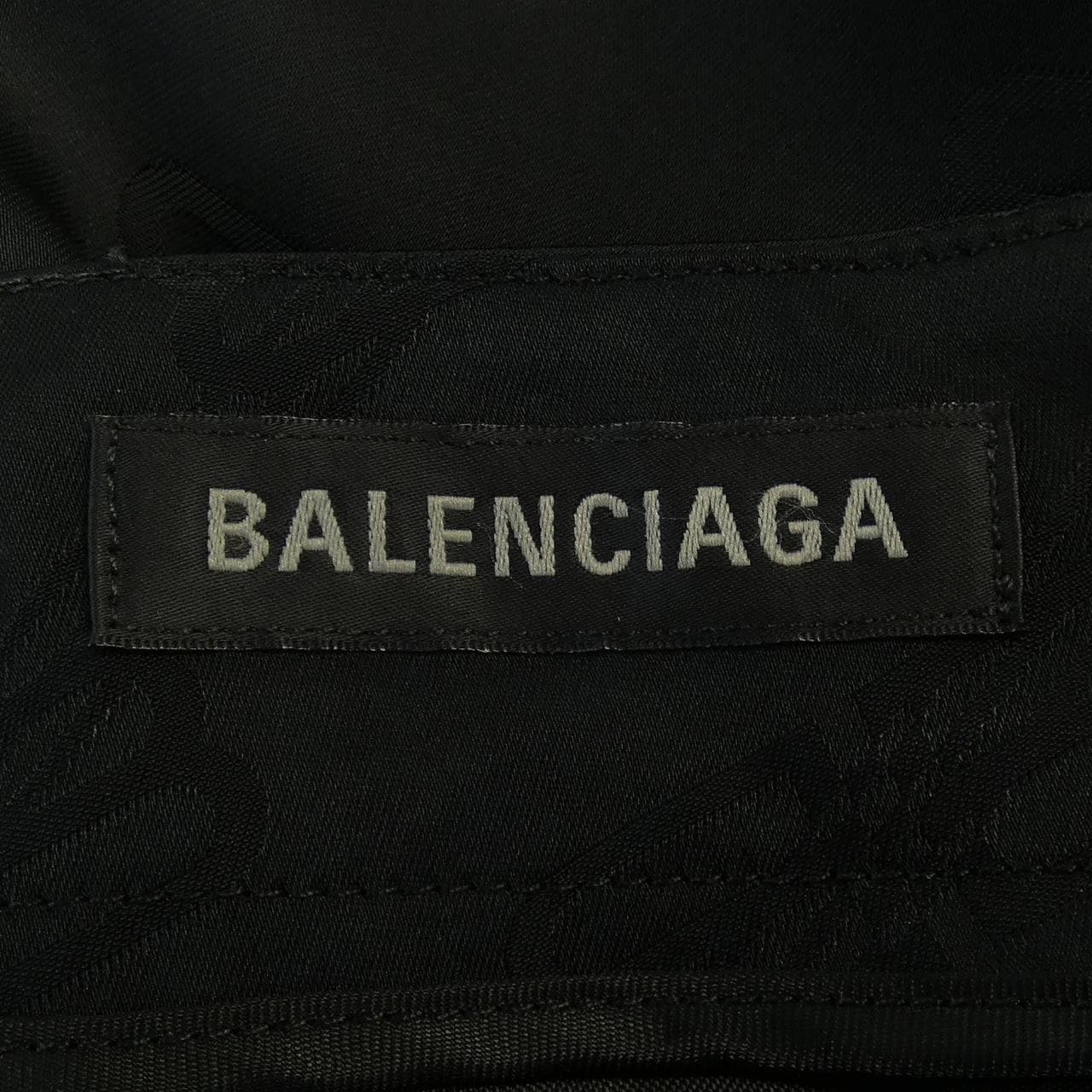 バレンシアガ BALENCIAGA 746133 TM068 スカート