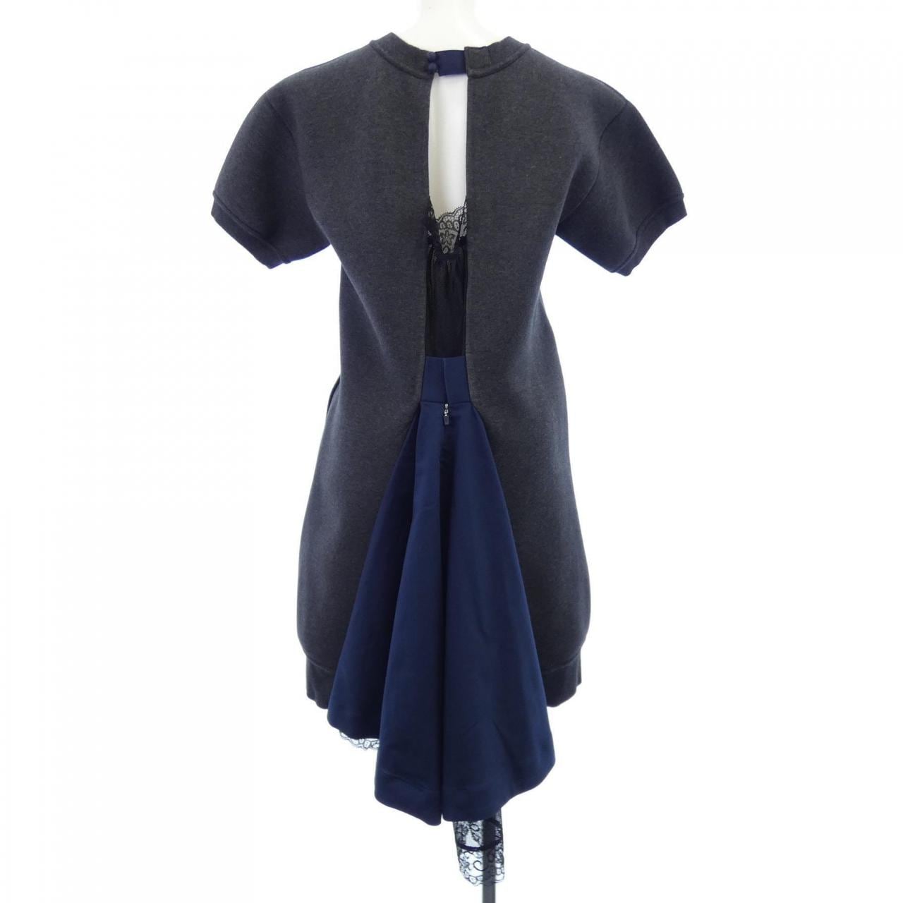 ナイキサカイ NIKE×SACAI 716913-010 ワンピース