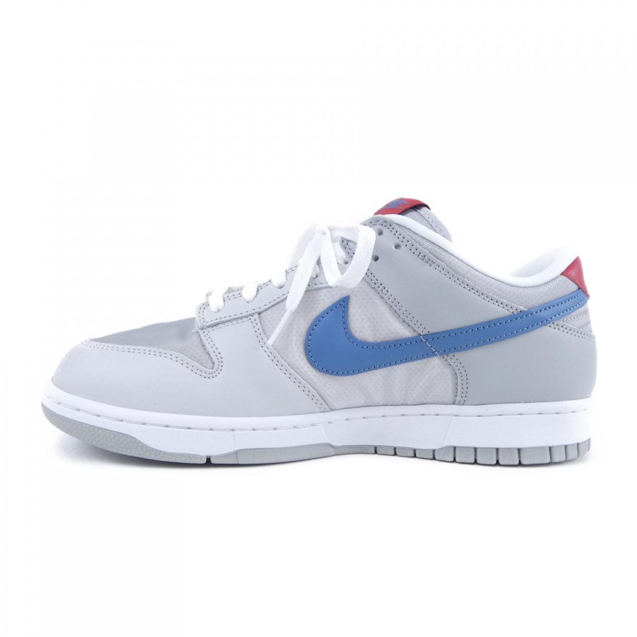 ナイキ NIKE スニーカー
