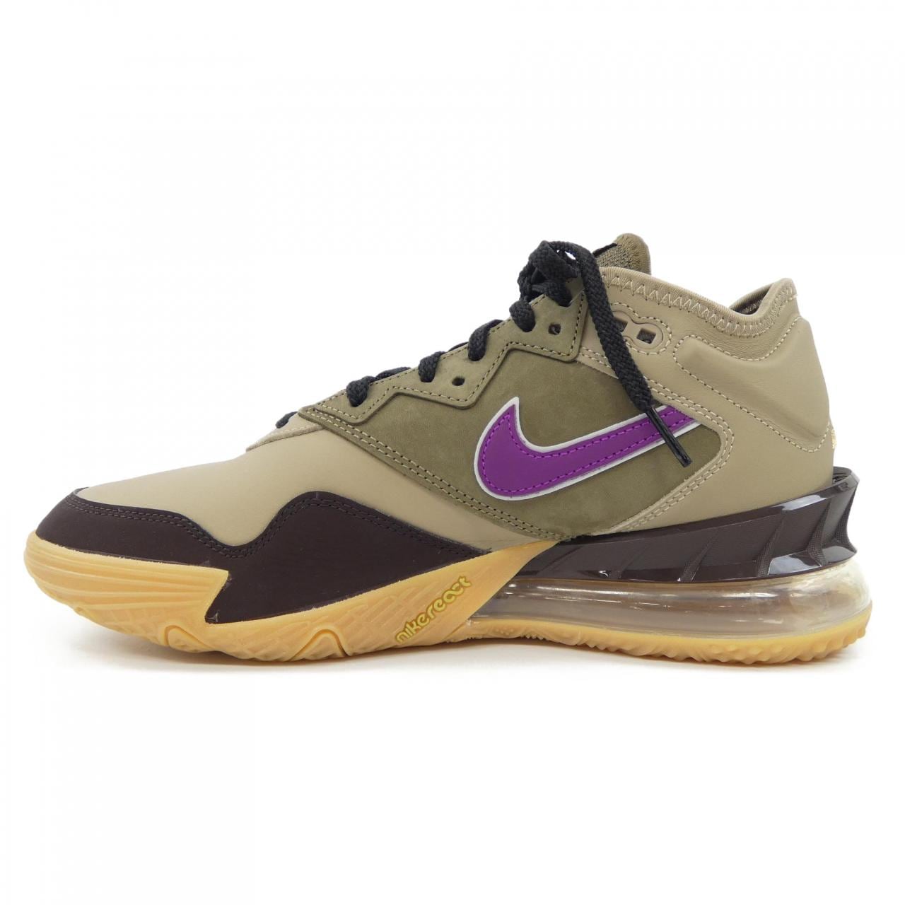 ナイキ NIKE スニーカー