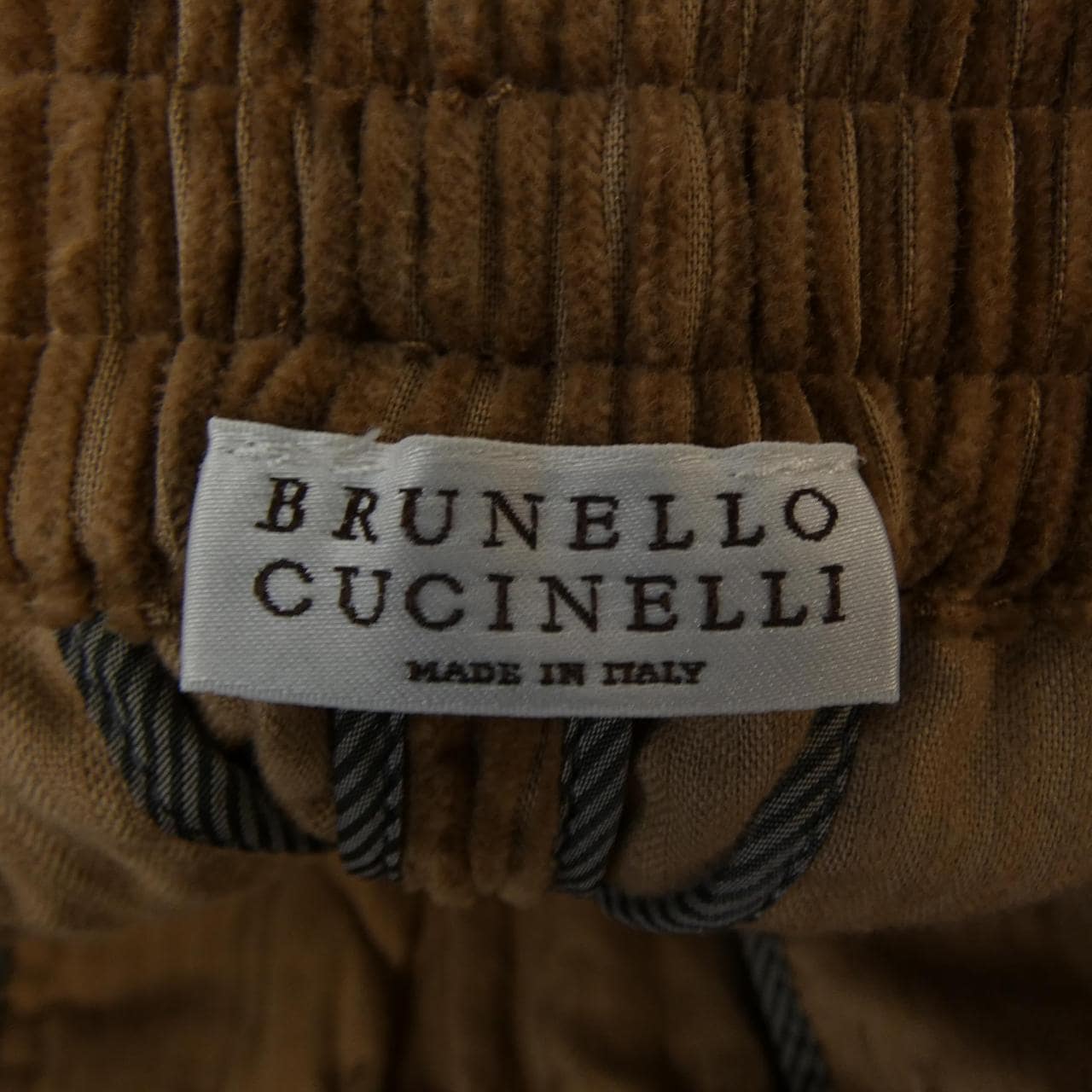 ブルネロクチネリ BRUNELLO CUCINELLI パンツ