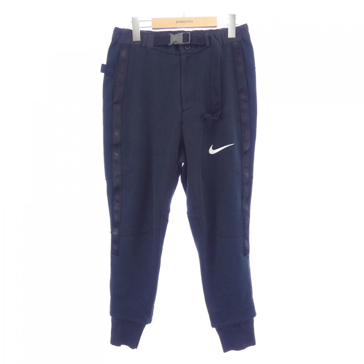 ナイキサカイ NIKE×SACAI CZ4698-010 パンツ