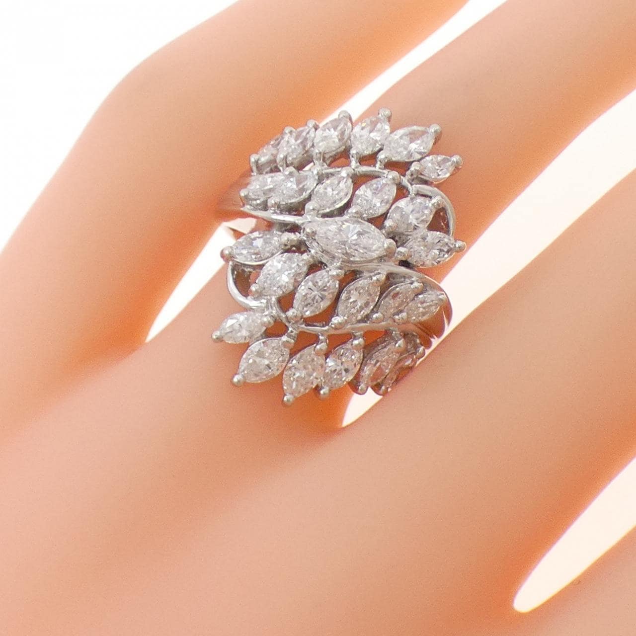 PT900 ダイヤモンド リング 2.61CT