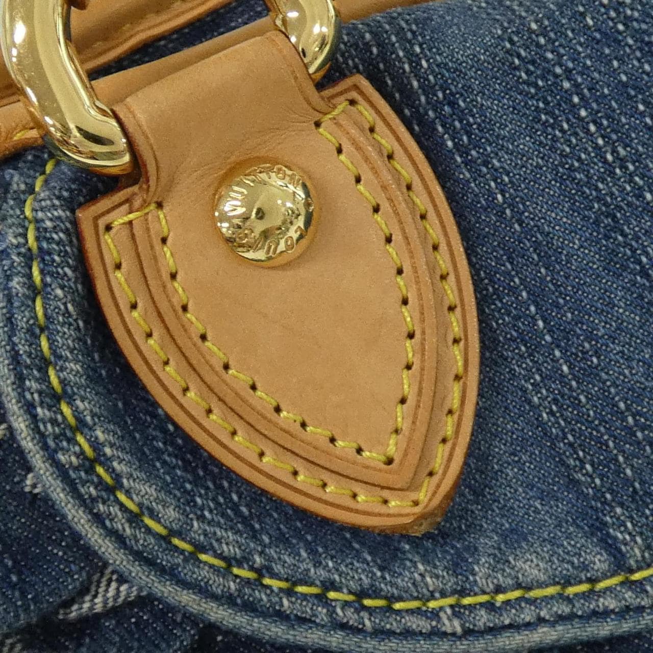 LOUIS VUITTON Monogram Denim Neo Cubby 中号包 M95349
