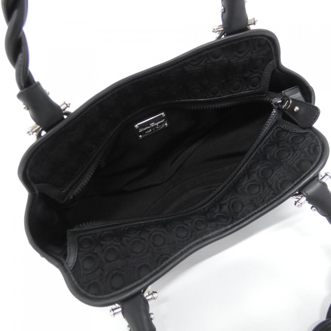 サルヴァトーレフェラガモ 21 B169 バッグ