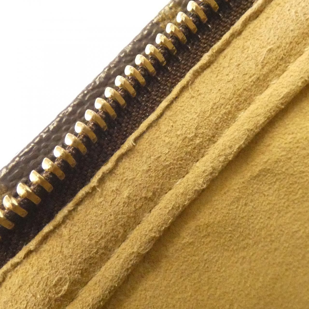 ルイヴィトン モノグラム ルーピング GM M51145 ショルダーバッグ