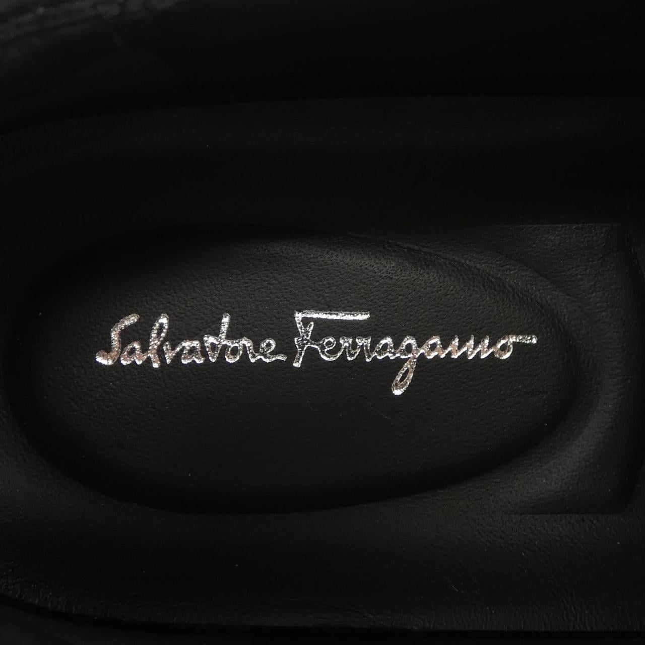 サルヴァトーレフェラガモ SALVATORE FERRAGAMO スニーカー