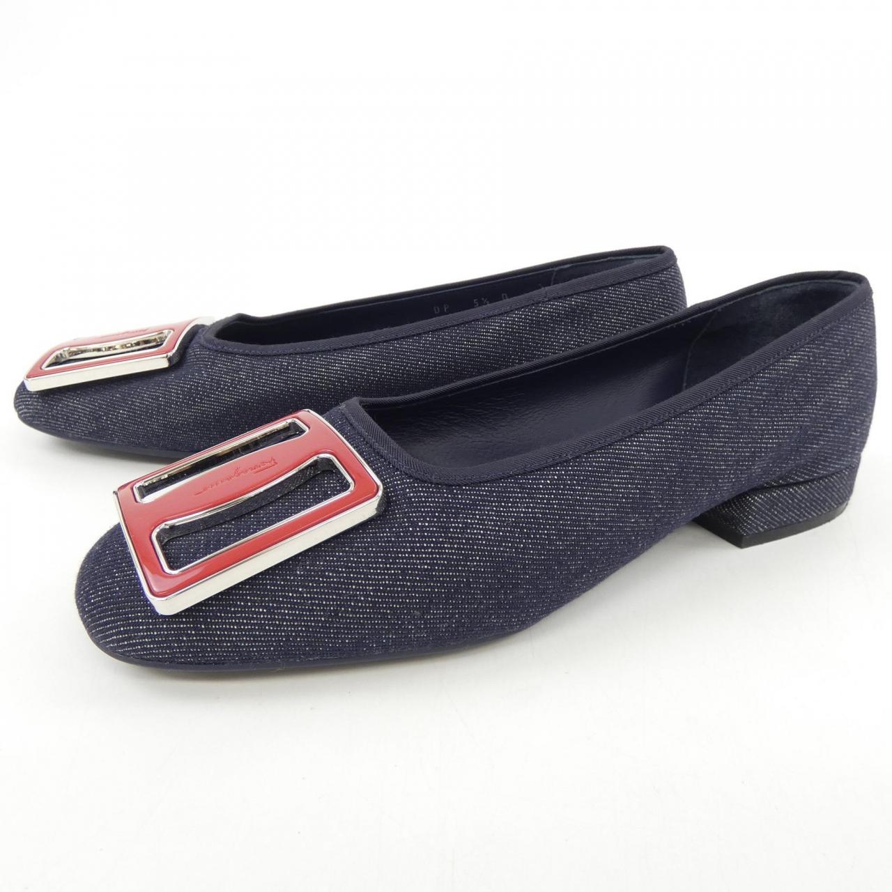 サルヴァトーレフェラガモ SALVATORE FERRAGAMO パンプス