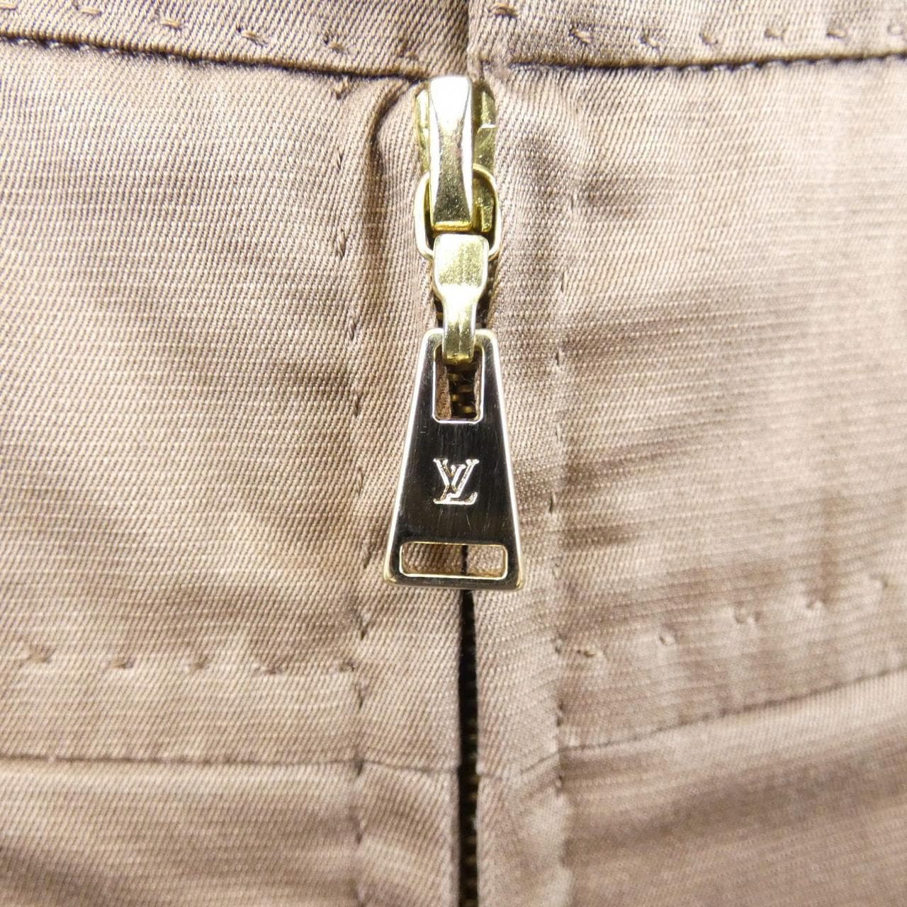 ルイヴィトン LOUIS VUITTON WISK25CW4 スカート