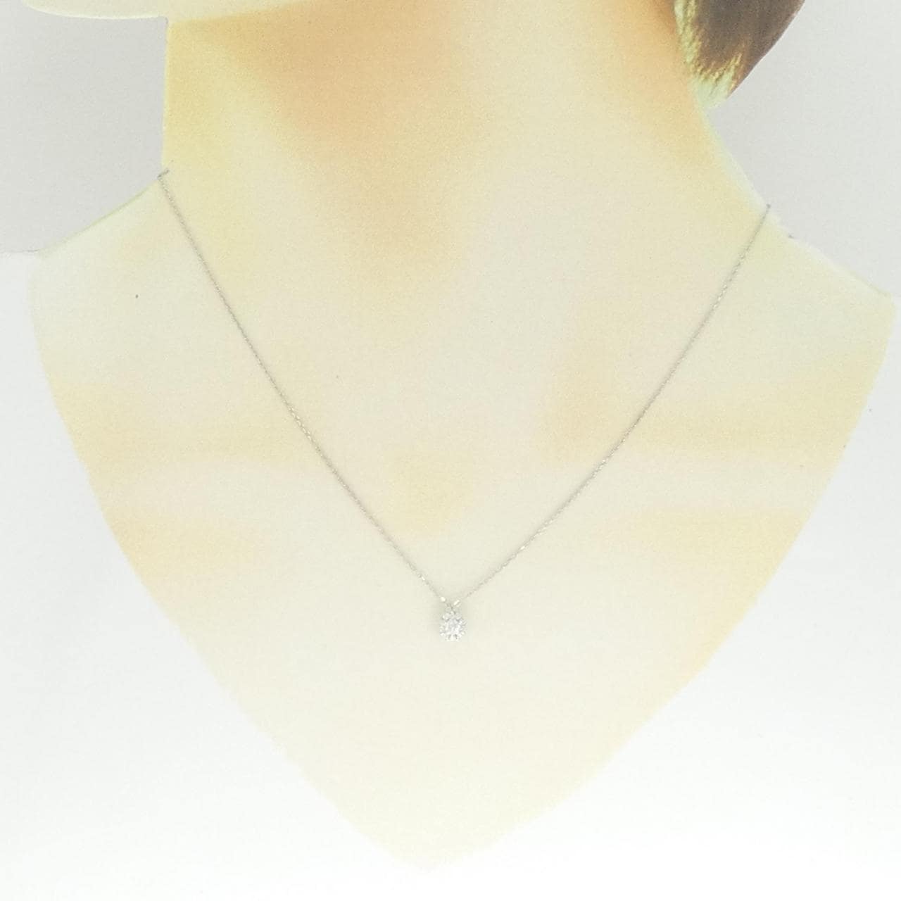 ヴァンドーム ドロップ オブ ガーランド ネックレス 0.085CT