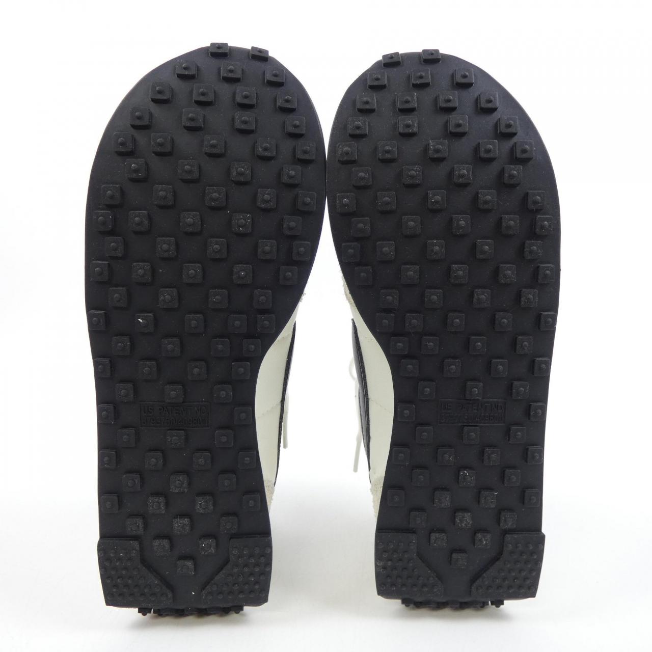 ナイキ NIKE スニーカー