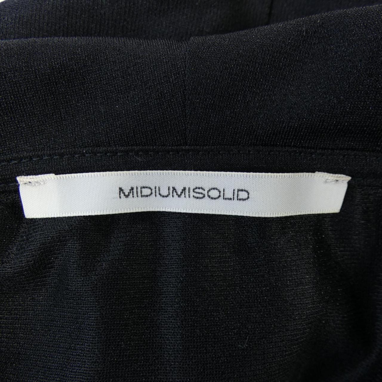midiumsolid シャツ