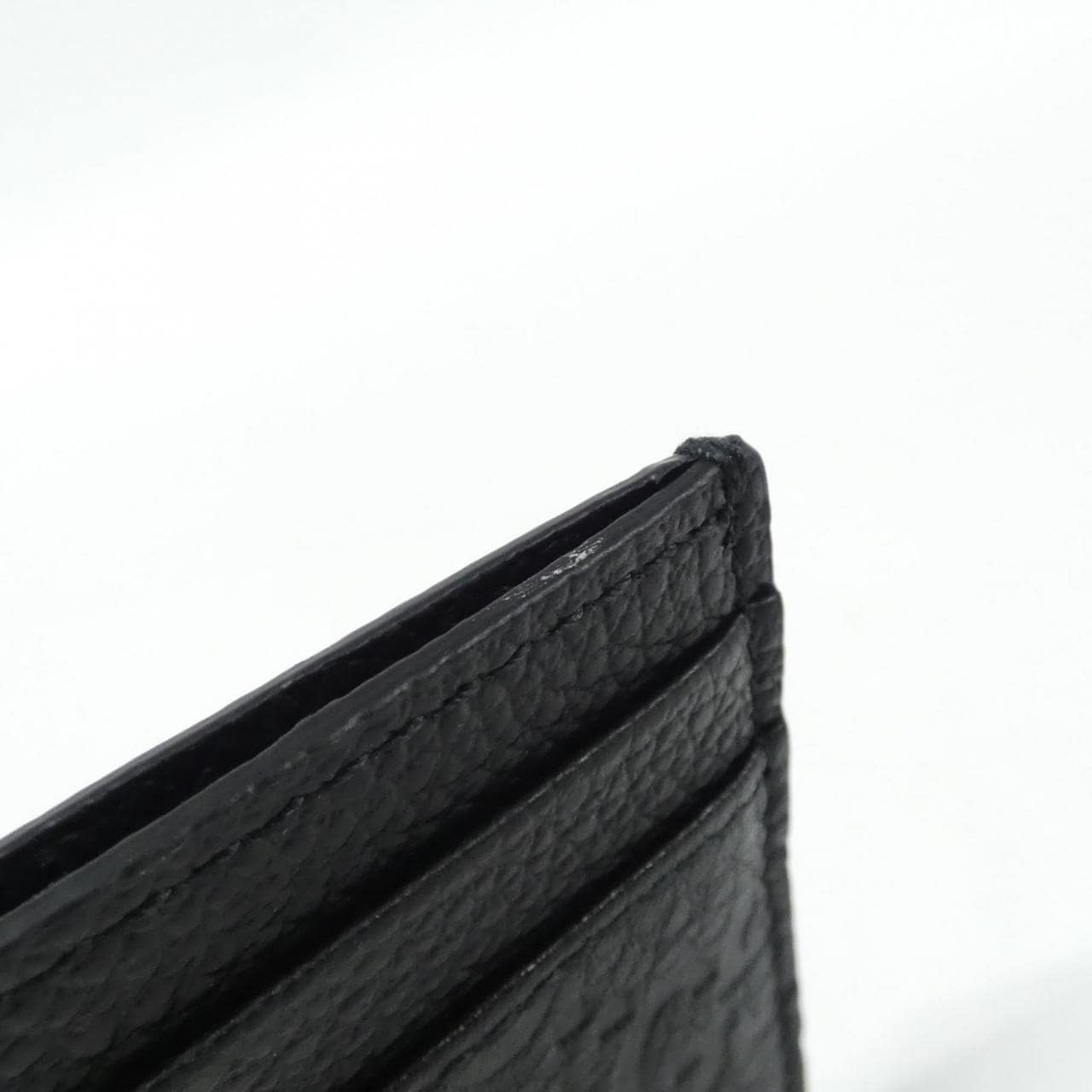 グッチ GG EMBLEM 815883 AAEEM カードケース