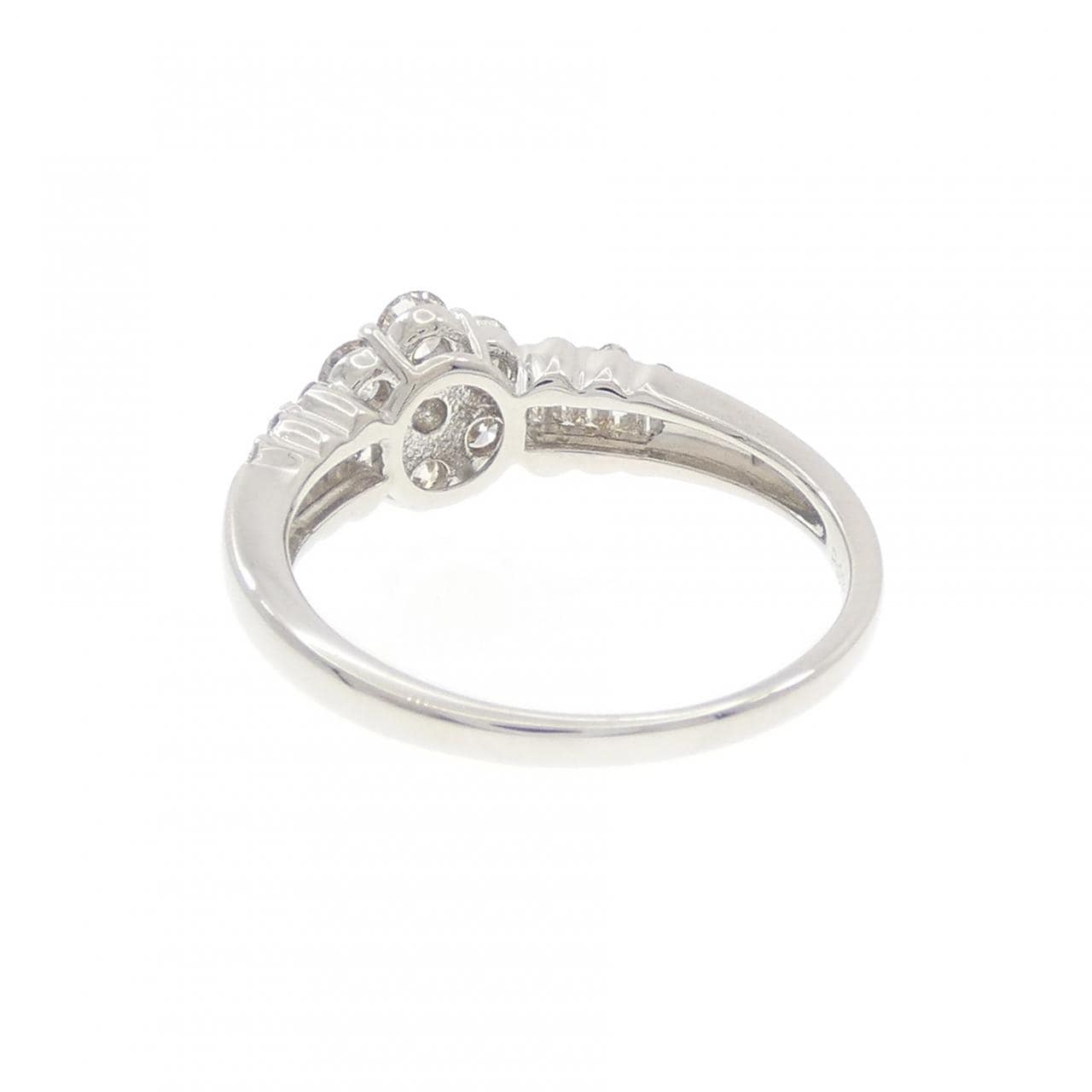 PT900 フラワー ダイヤモンド リング 0.70CT