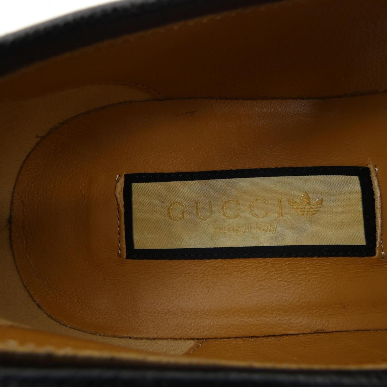 GUCCI鞋
