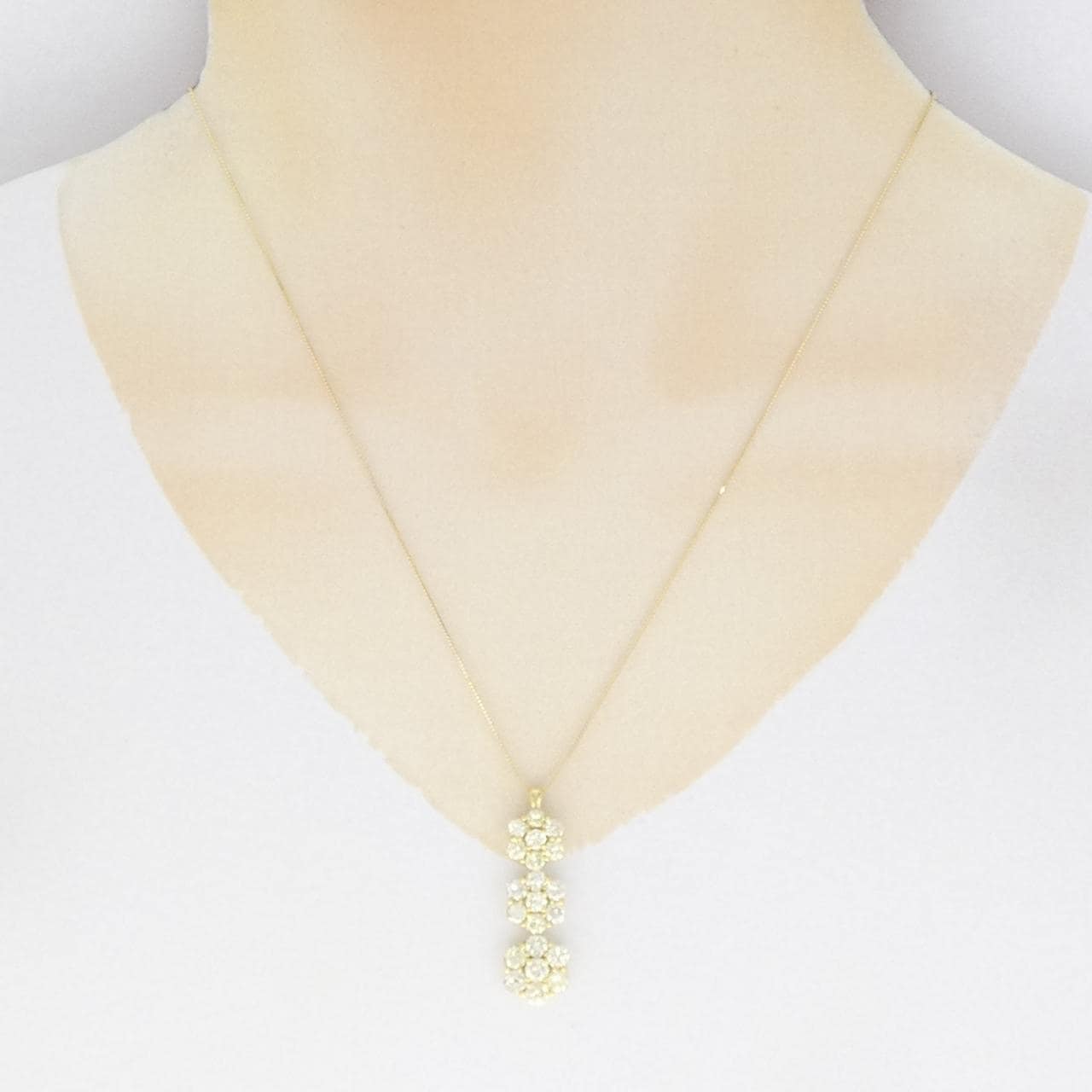 【新品】K18YG フラワー ダイヤモンド ネックレス 3.00CT