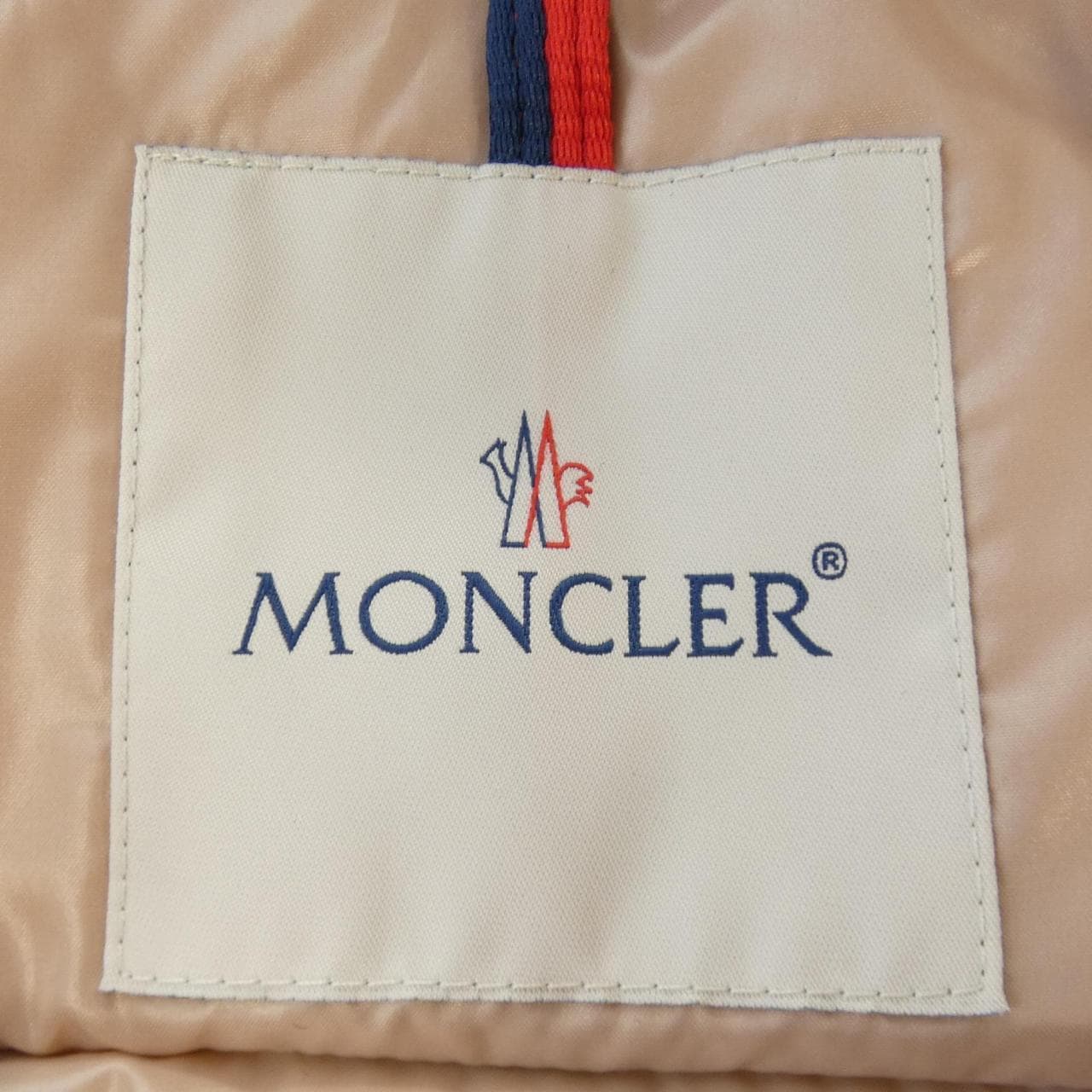 モンクレール MONCLER ダウンジャケット