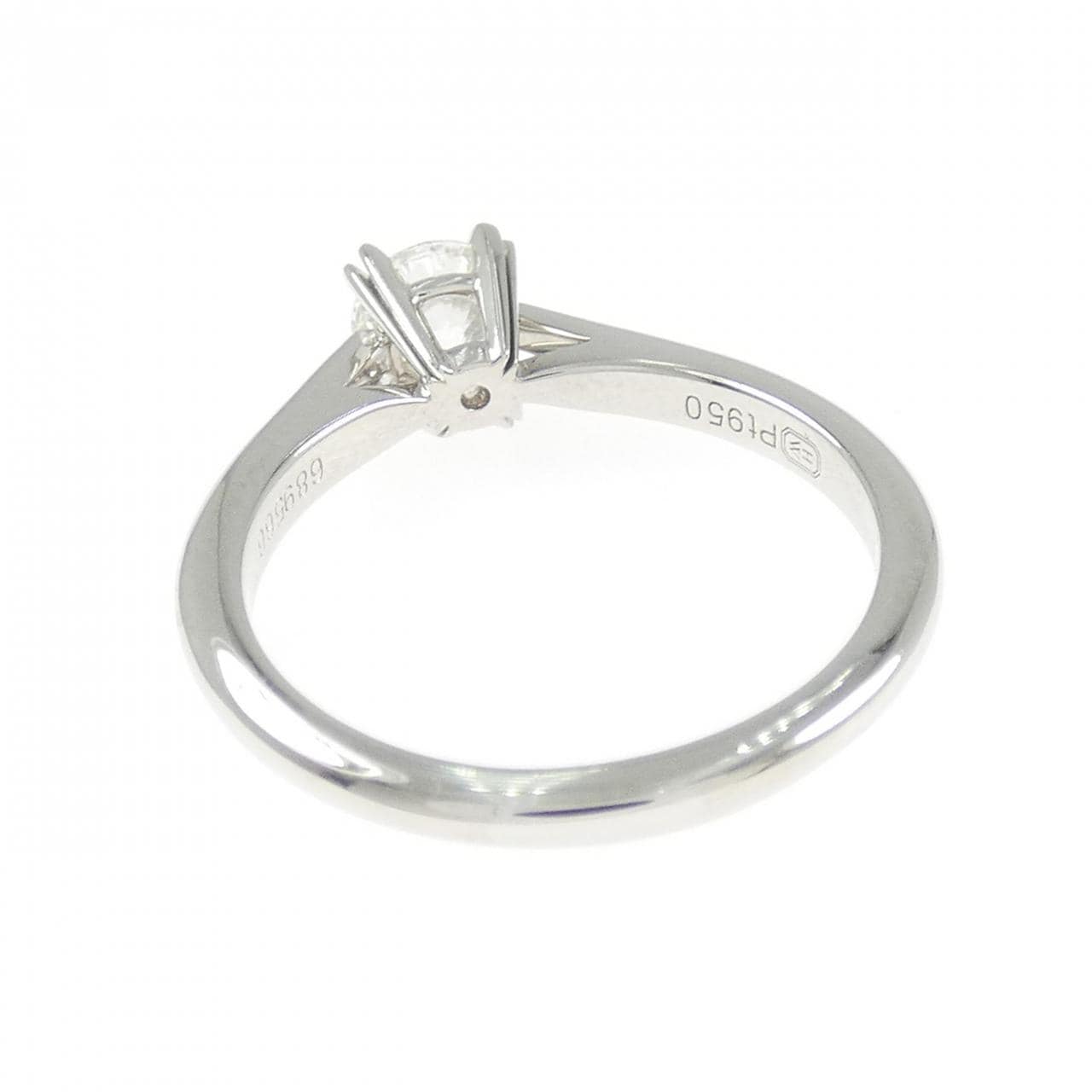 ハリーウィンストン ソリティア リング