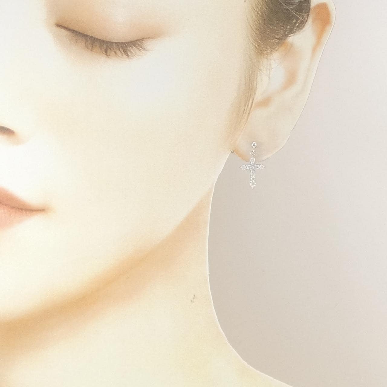 PT900 クロス ダイヤモンド ピアス 0.42CT