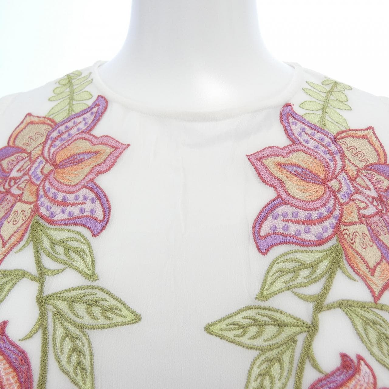 グレースコンチネンタル GRACE CONTINENTAL トップス