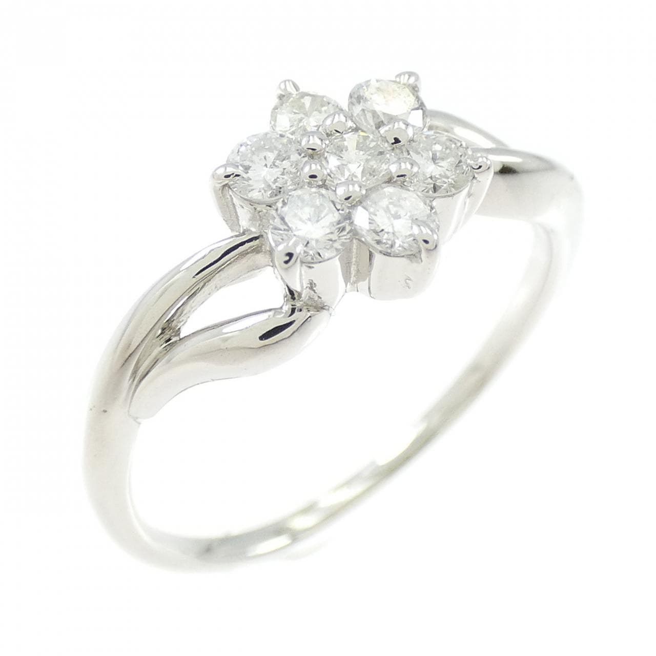 PT900 フラワー ダイヤモンド リング 0.30CT