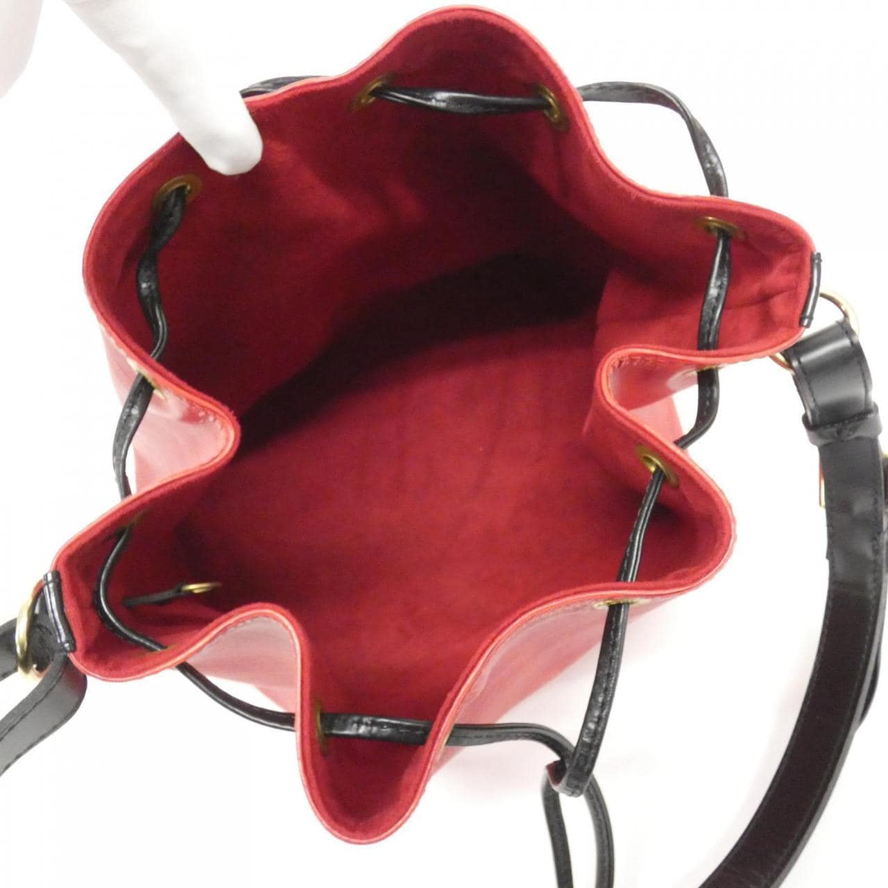 ルイヴィトン エピ プチ ノエ M44172 ショルダーバッグ