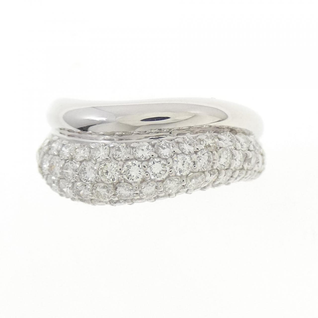 K18白金密镶钻石戒指 0.76克拉