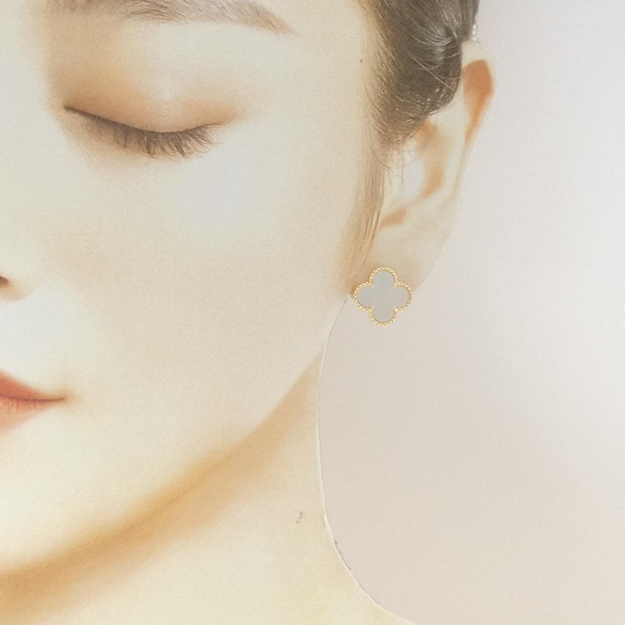 ヴァンクリーフ&アーペル ヴィンテージアルハンブラ ピアス