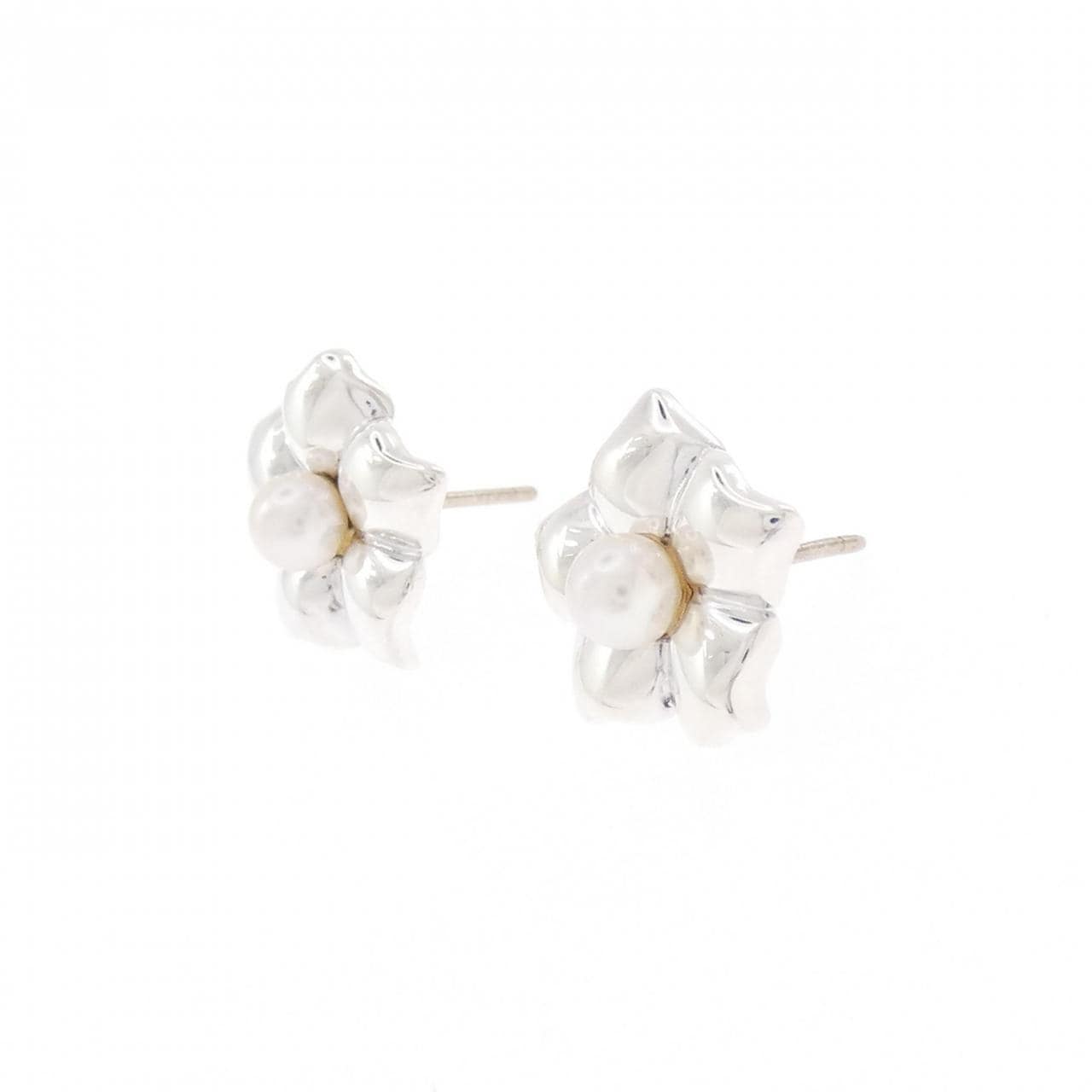 ティファニー アコヤパール ピアス 3.9mm