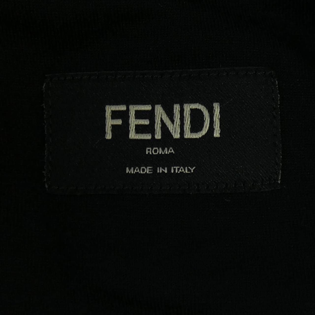 フェンディ FENDI FY1066 AEA7 Tシャツ