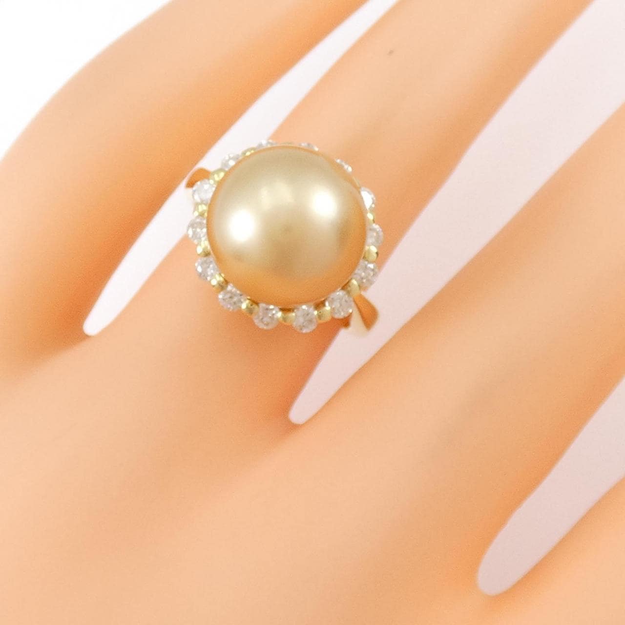 K18YG White Butterfly Pearl ring 11.8mm