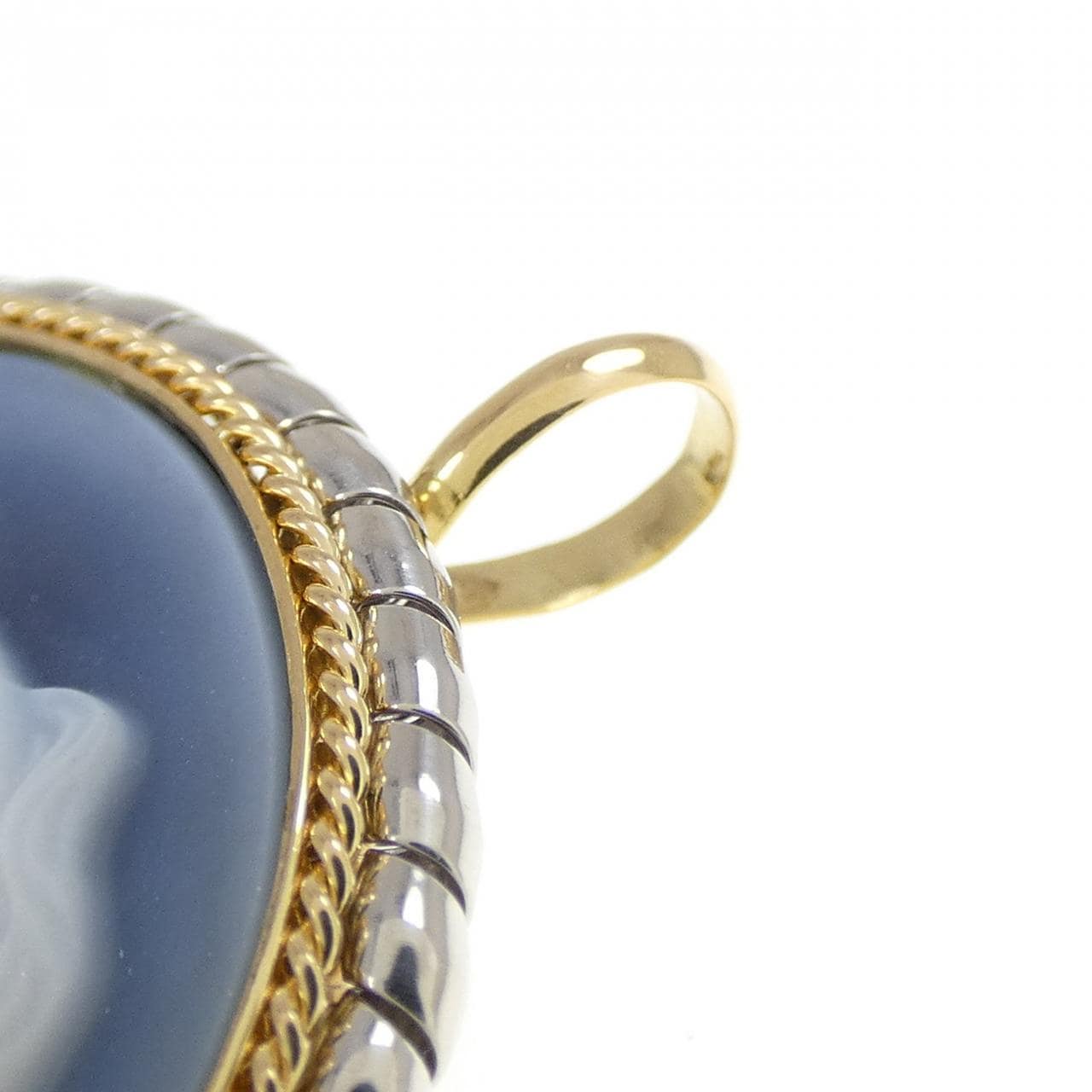 K18YG/PT900 Agate Cameo Brooch