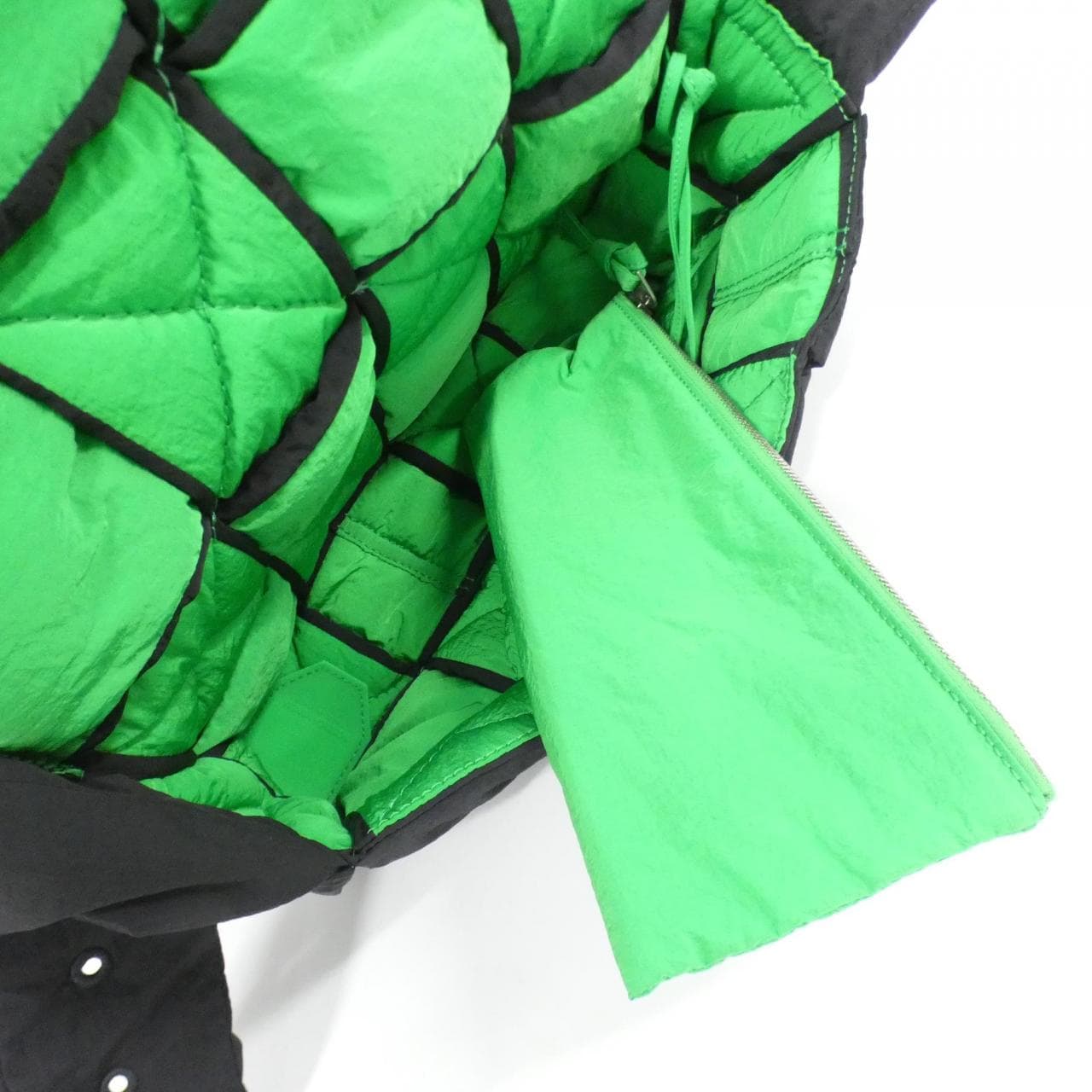 ボッテガヴェネタ 705579 V2B01 ショルダーバッグ