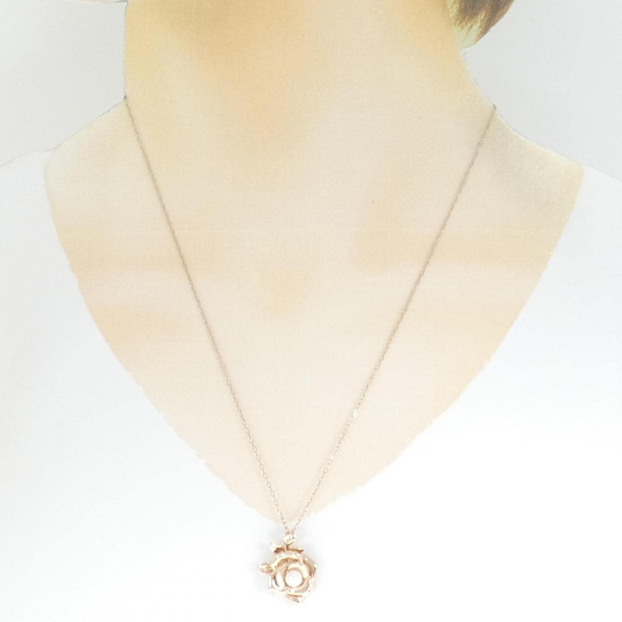 MIKIMOTO Akoya pearl necklace