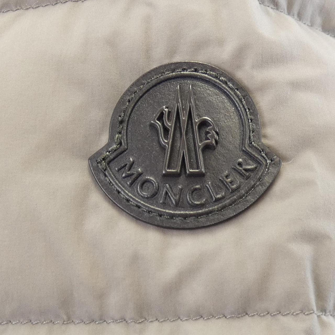 モンクレール MONCLER DEYDIER ダウンジャケット