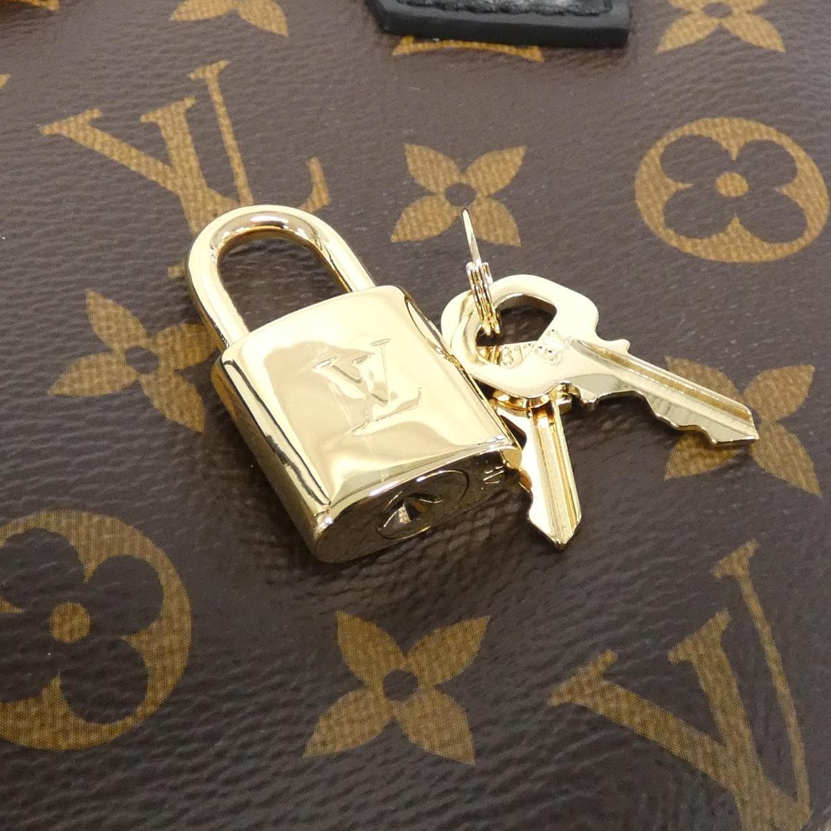 【未使用品】ルイヴィトン　モノグラムリバース　スピーディー　トランク　Ｍ１３１４６　バッグ