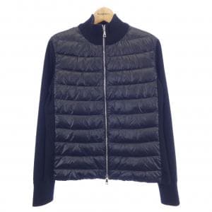 モンクレール MONCLER ダウンジャケット