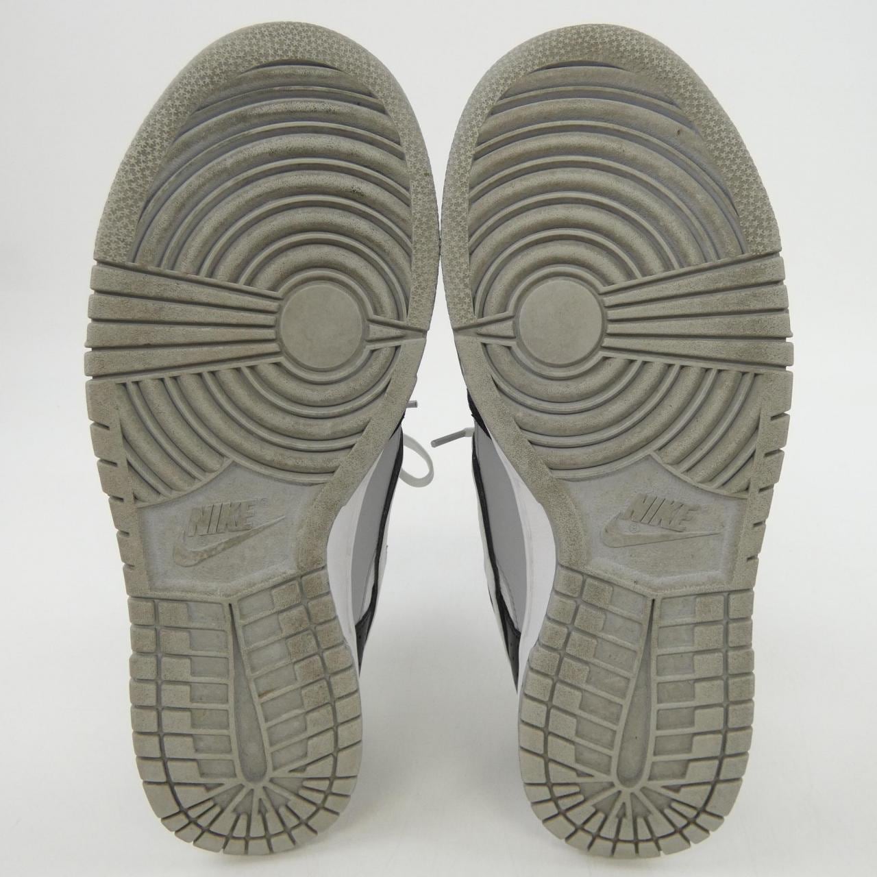 ナイキ NIKE DC9723-001 スニーカー