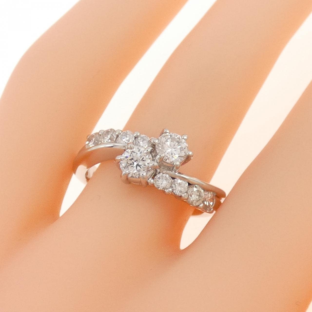 PT900 ダイヤモンド リング 1.04CT