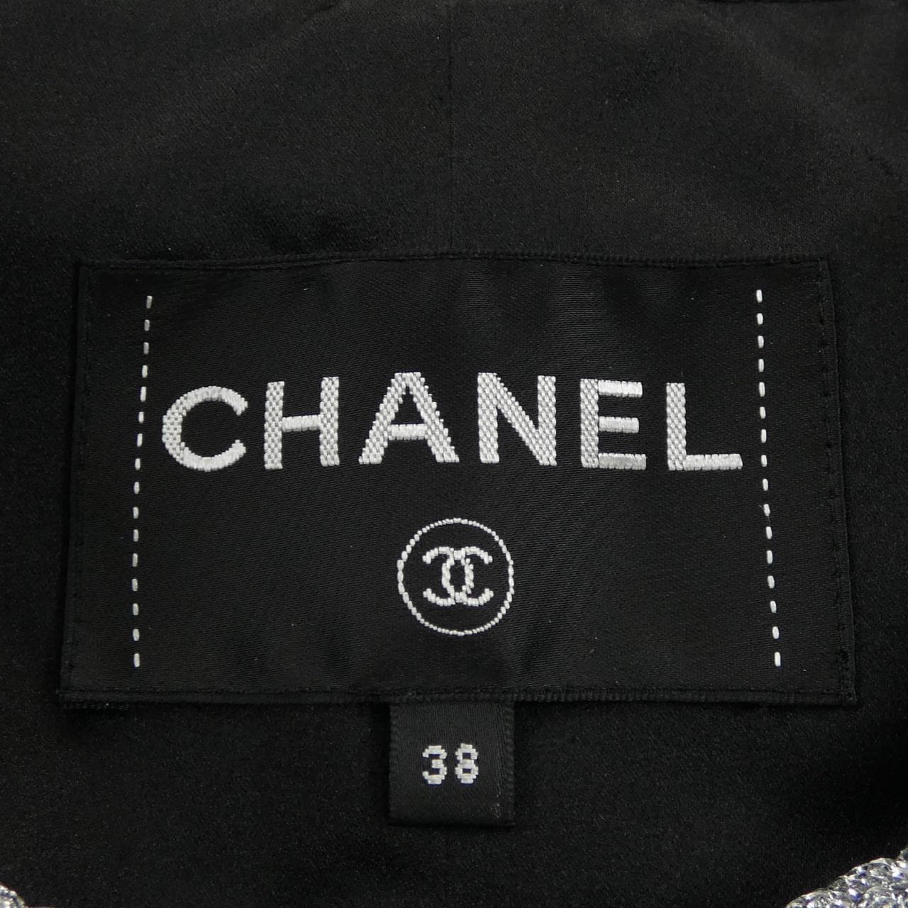 シャネル CHANEL P64052V60050 20S ノーカラージャケット