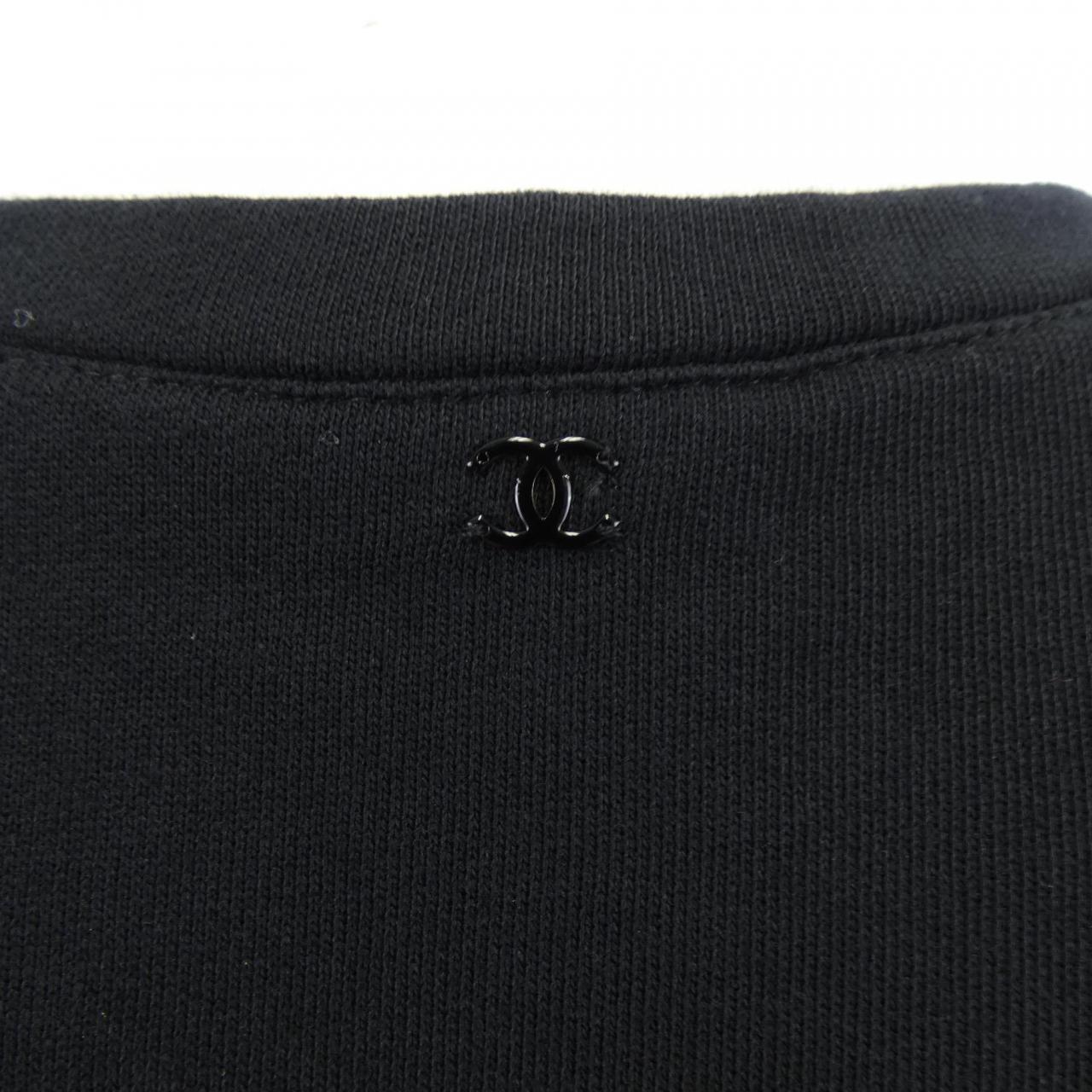 CHANEL P70679V62077 上衣