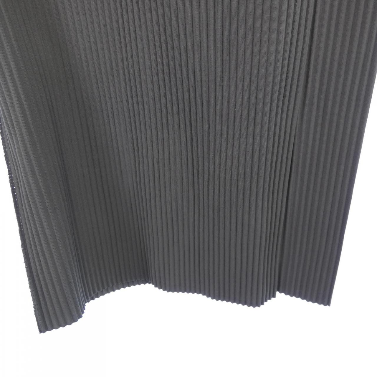 ミーイッセイミヤケ me ISSEY MIYAKE MI44KF634 パンツ