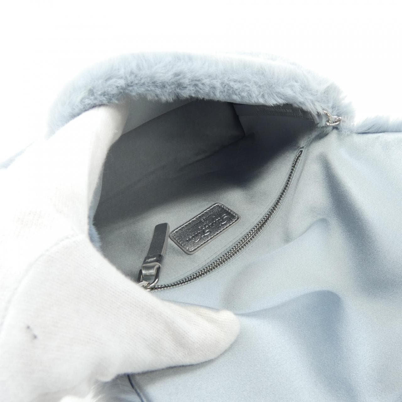 ロジェヴィヴィエ ROGER VIVIER RBWANVC1100QMV1I94 BAG