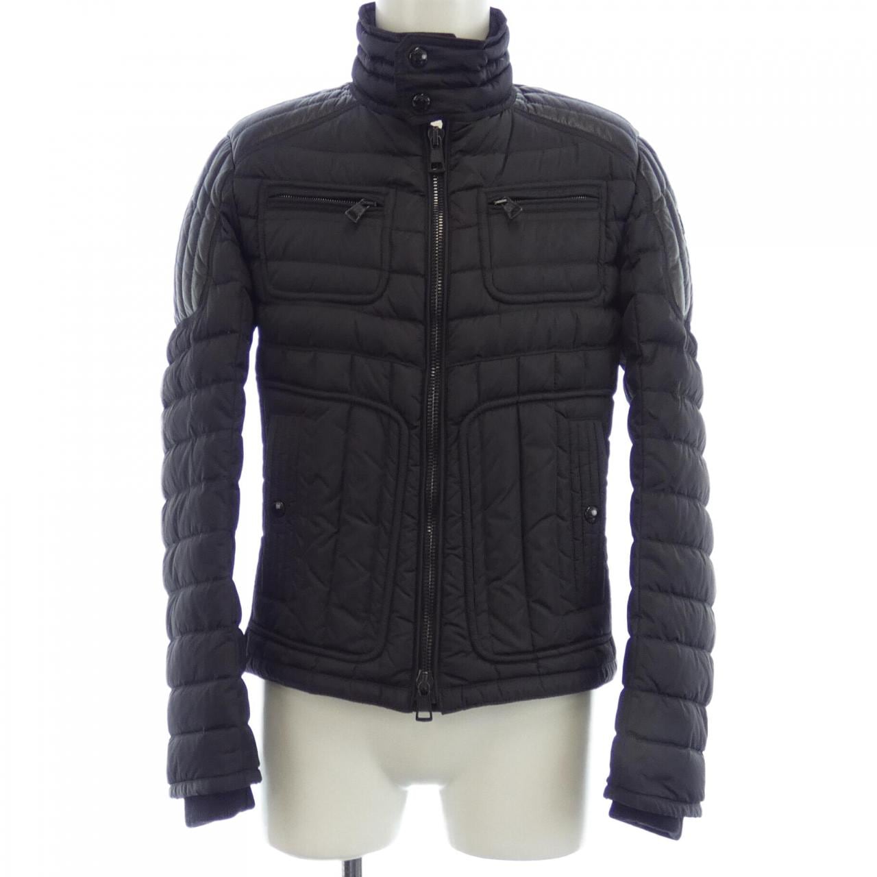 モンクレール MONCLER ダウンジャケット