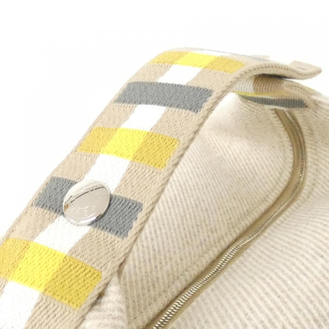 エルメス AU CARRE ブリッド ア ブラック GM 103803M ポーチ