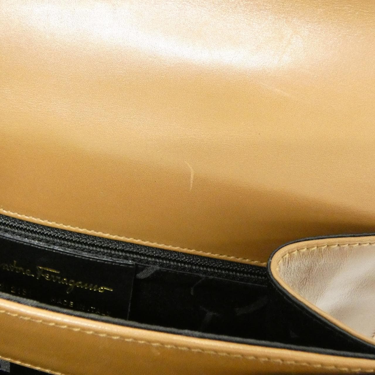 [vintage] SALVATORE FERRAGAMO 21 2181 包